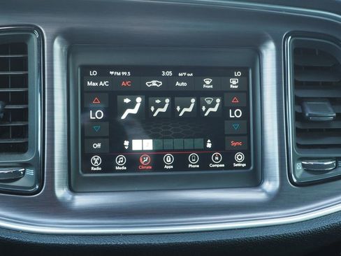 Used 2018 Dodge Challenger SXT RWD image 22