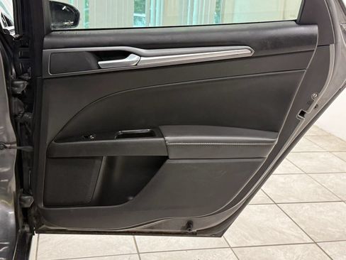 Used 2016 Ford Fusion Energi Titanium w/ Driver Assist Package FWD image 21