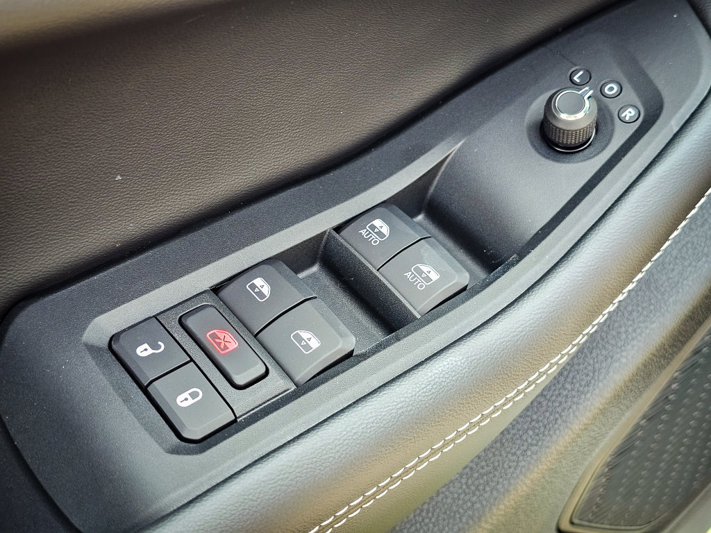 New 2026 Jeep Grand Cherokee Limited AWD/4WD image 12