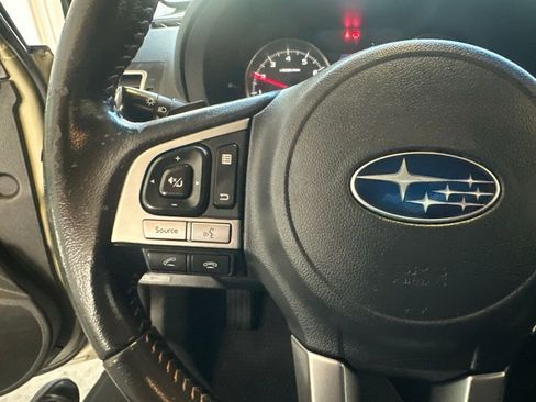 Used 2017 Subaru Crosstrek 2.0i Premium AWD/4WD image 14