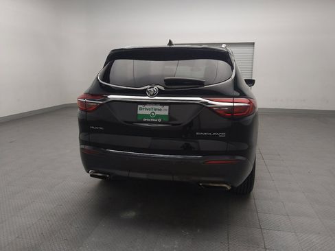 Used 2018 Buick Enclave Essence AWD/4WD image 7