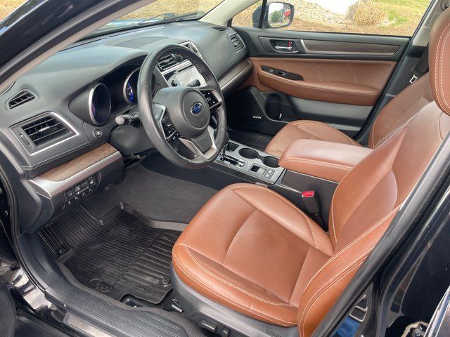 Used 2019 Subaru Outback 3.6R Touring AWD/4WD image 13