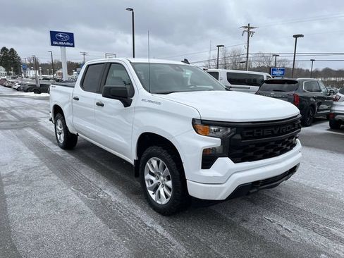Used 2022 Chevrolet Silverado 1500 Custom AWD/4WD image 11