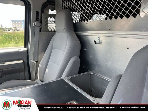 Used 2013 Ford E-150 and Econoline 150 w/ Exterior Upgrade Pkg RWD image 24