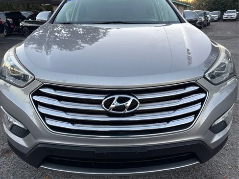 Used 2016 Hyundai Santa Fe SE w/ Option Group 03 FWD image 14