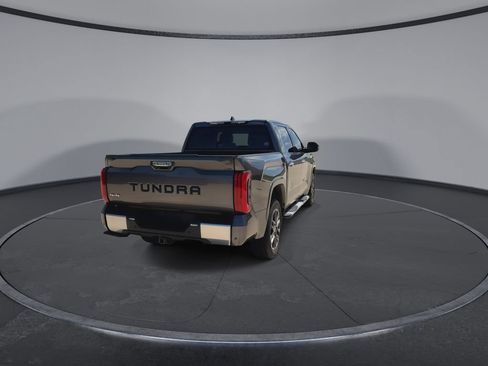 Used 2023 Toyota Tundra Limited w/ Power Package AWD/4WD image 8