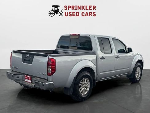 Used 2020 Nissan Frontier SV AWD/4WD image 4