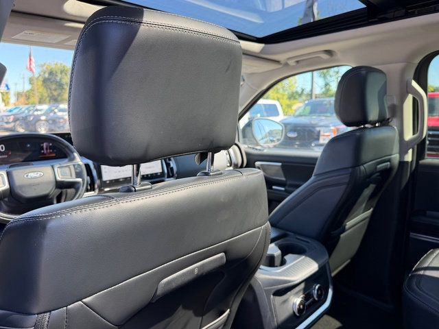 Used 2025 Ford Expedition Platinum AWD/4WD image 19