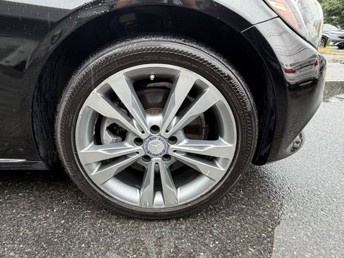 Used 2016 Mercedes-Benz C 300 4MATIC Sedan image 13