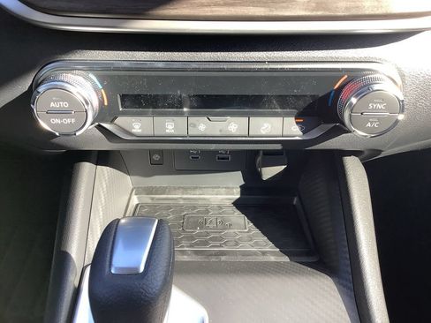 Used 2026 Nissan Altima 2.5 SV w/ SV Special Edition Package AWD/4WD image 22