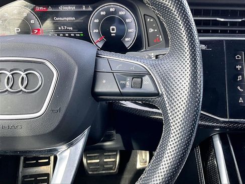 Used 2022 Audi SQ7 Premium Plus w/ SQ7 Executive Package image 17