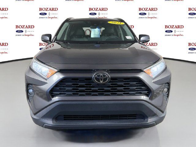Used 2021 Toyota RAV4 XLE Premium FWD image 2