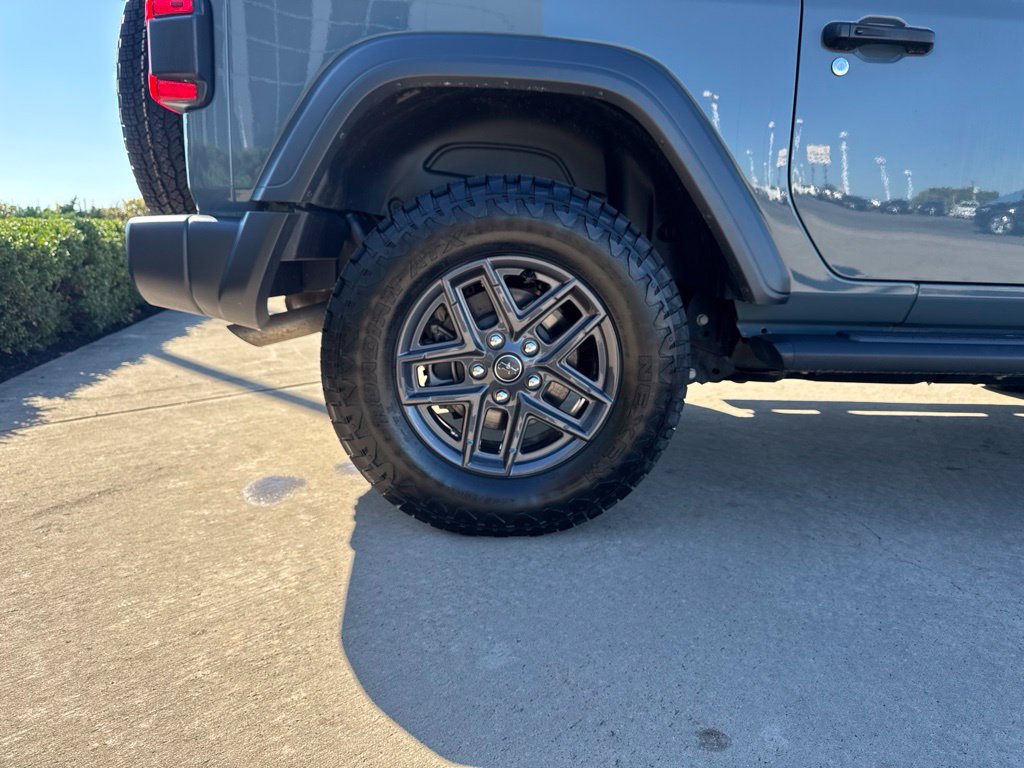 Used 2024 Jeep Wrangler Sport AWD/4WD image 14