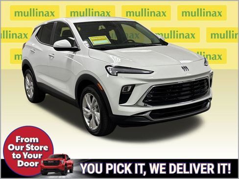 New 2026 Buick Encore GX Preferred FWD image 2