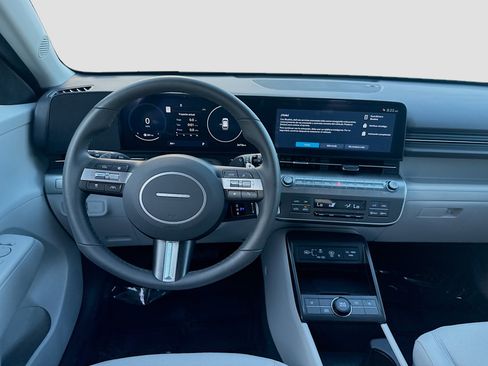 Used 2024 Hyundai Kona SEL w/ Convenience Package FWD image 18