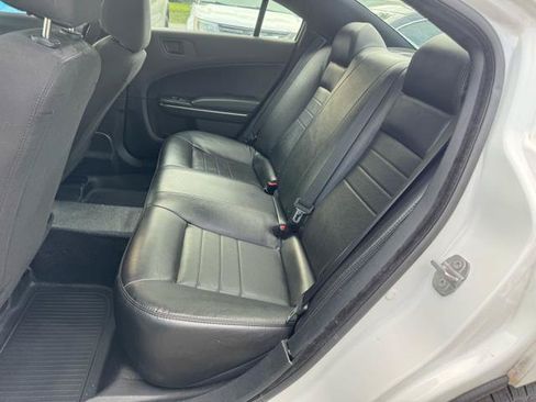 Used 2019 Dodge Charger Police w/ Street Appearance Group RWD image 9
