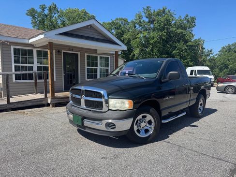 Used 2004 Dodge Ram 1500 Truck ST w/ ST Value Group RWD image 2