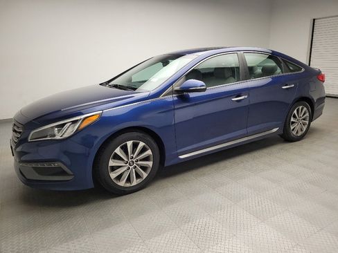 Used 2016 Hyundai Sonata Sport w/ Option Group 1V FWD image 2