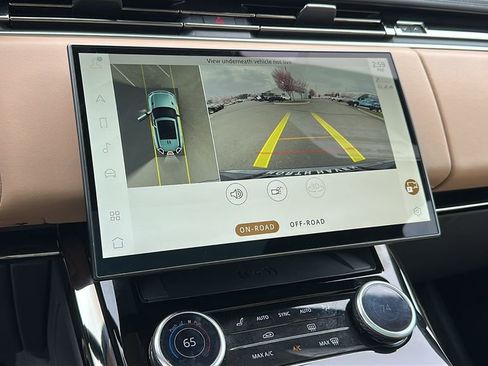 Certified 2023 Land Rover Range Rover Sport SE image 16