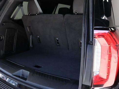 Used 2023 GMC Yukon SLT AWD/4WD image 34