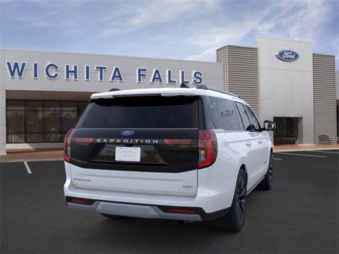 New 2025 Ford Expedition Max Platinum w/ Driver's Package image 8