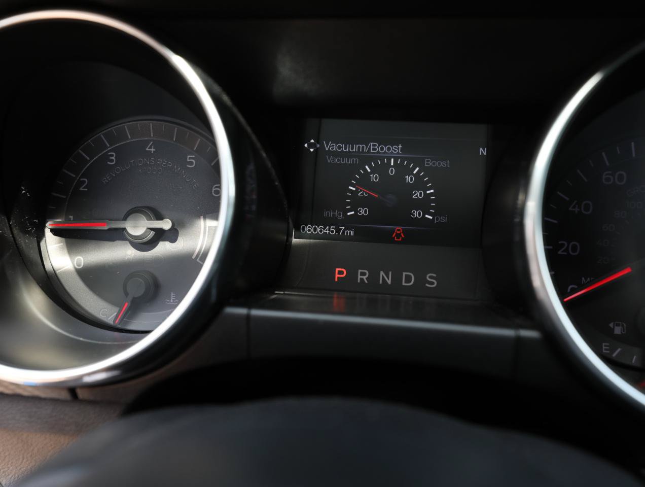 Used 2020 Ford Mustang Coupe RWD image 21