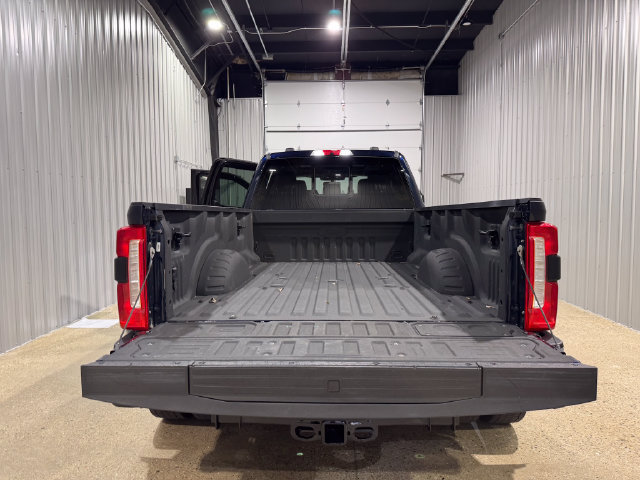 Used 2023 Ford F450 Lariat w/ Lariat Ultimate Package AWD/4WD image 28