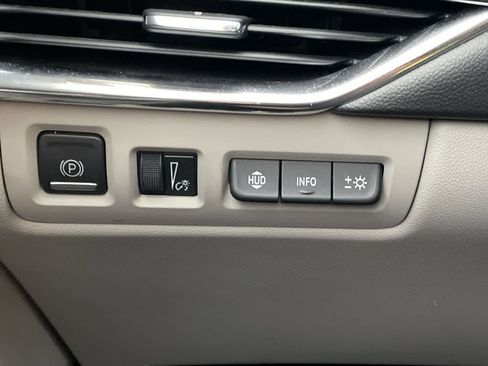 Certified 2023 Cadillac XT4 Premium Luxury w/ Technology Package image 30