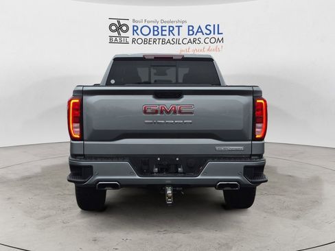 Used 2025 GMC Sierra 1500 Elevation w/ Preferred Package image 4