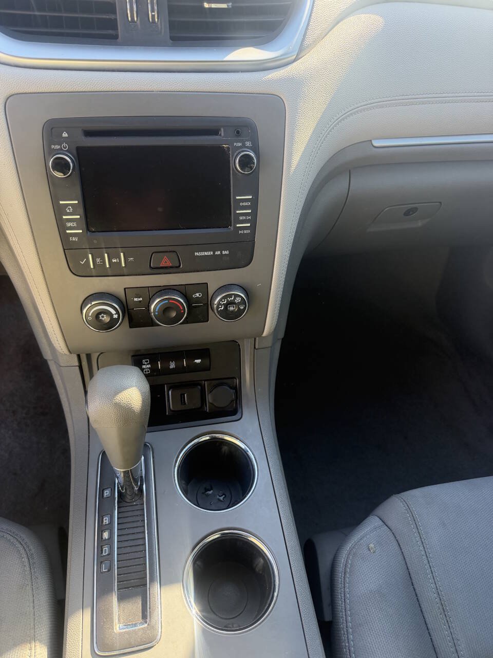 Used 2017 Chevrolet Traverse LS FWD image 12