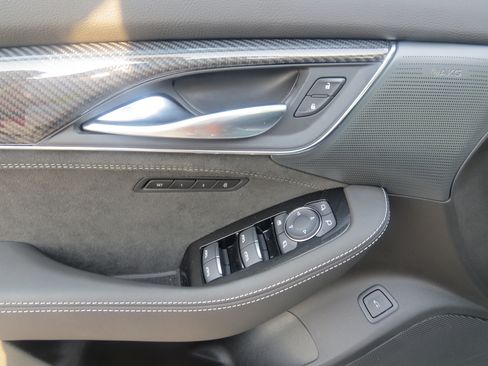 Used 2026 Cadillac CT5 V w/ Technology Package RWD image 27