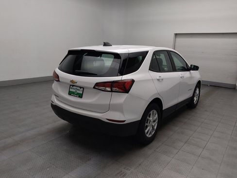 Used 2023 Chevrolet Equinox LS image 9