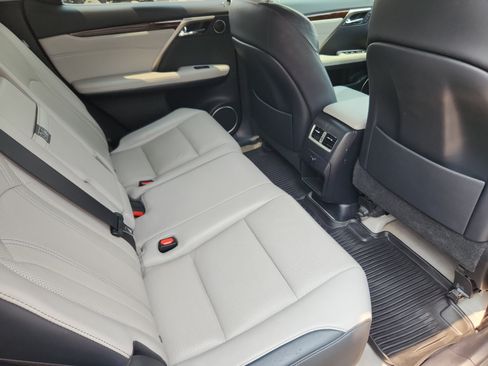 Used 2017 Lexus RX 350 AWD w/ Premium Package image 18