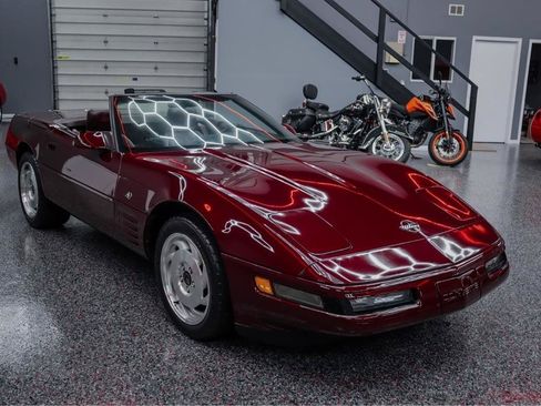 Used 1993 Chevrolet Corvette Convertible RWD image 5
