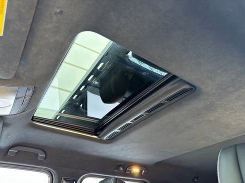 Used 2022 Mercedes-Benz G 63 AMG Squared image 11