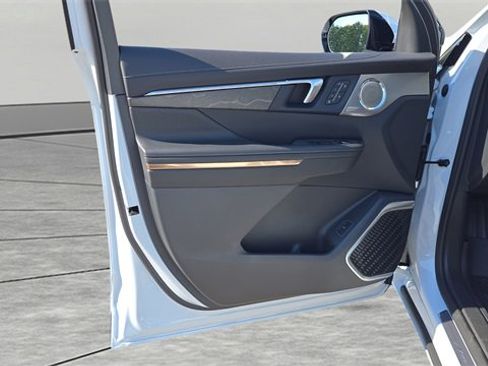 New 2026 Buick Enclave Avenir w/ Super Cruise Package image 12