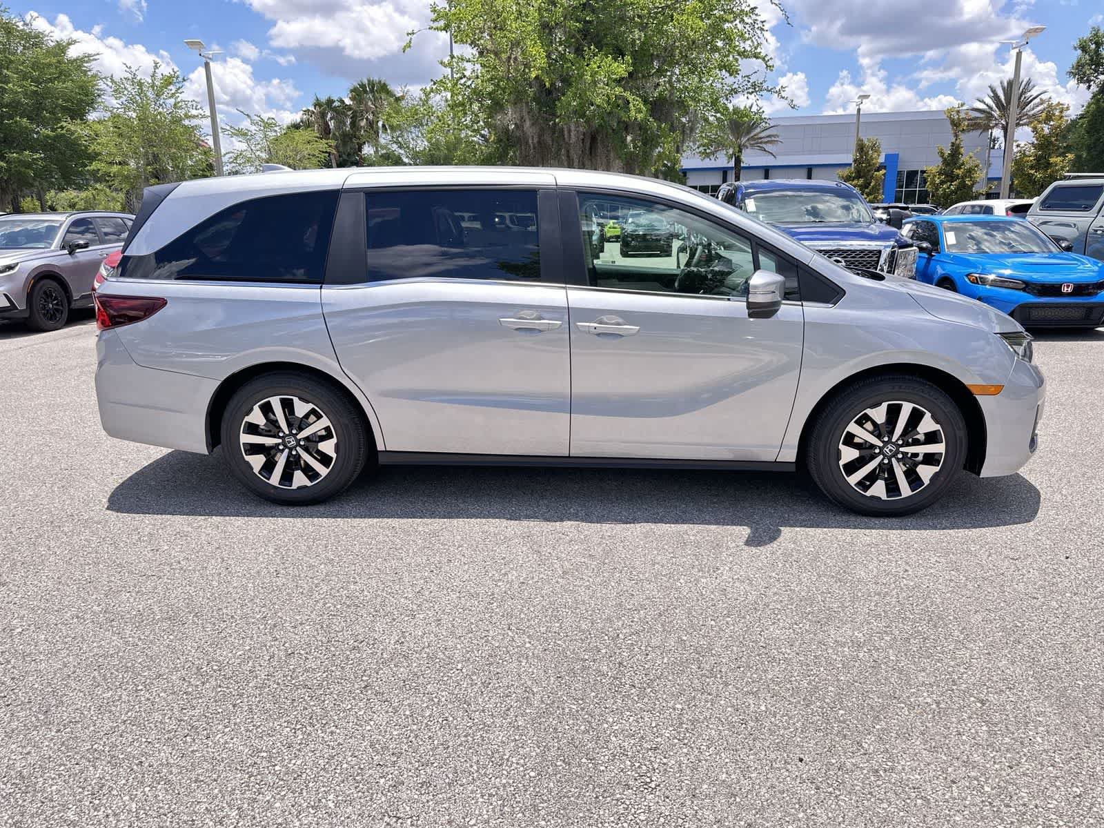 New 2026 Honda Odyssey EX-L image 7