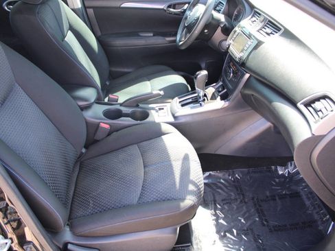 Used 2018 Nissan Sentra SR FWD image 8