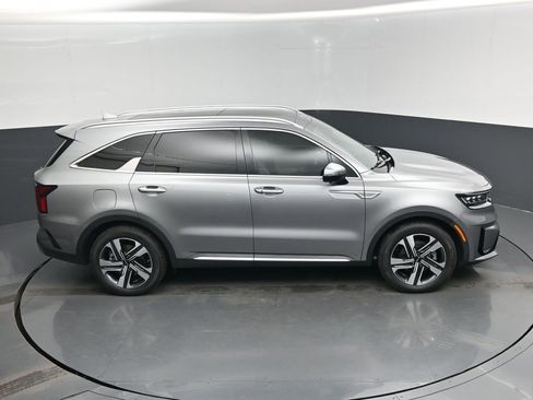 Used 2022 Kia Sorento SX Prestige w/ Panoramic Sunroof Package AWD/4WD image 13
