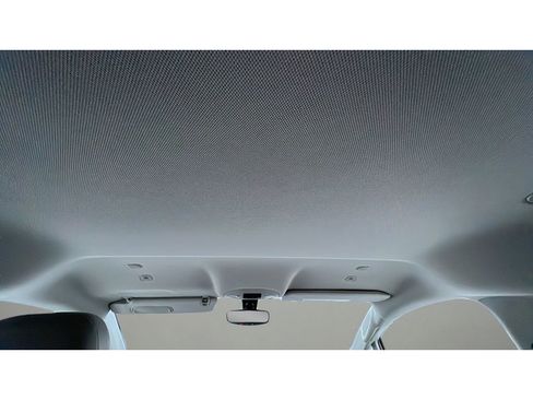 Used 2018 Chrysler Pacifica Touring-L Plus w/ Tire & Wheel Group image 29