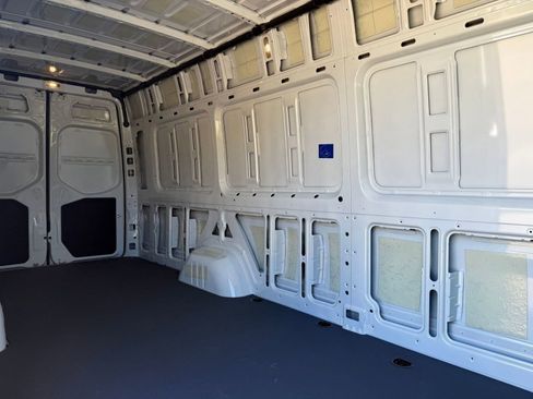 New 2025 Mercedes-Benz Sprinter 2500 image 22