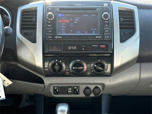 Used 2013 Toyota Tacoma PreRunner image 11