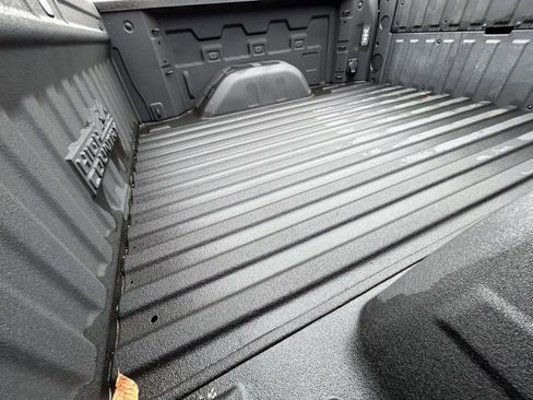 Used 2024 Chevrolet Silverado 1500 High Country w/ Midnight Edition image 17