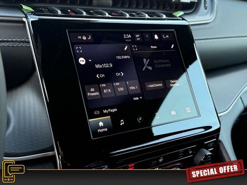 New 2025 Jeep Grand Cherokee Laredo X w/ Luxury Tech Group I image 13