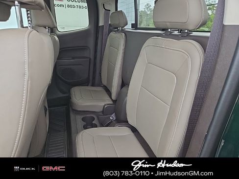 Used 2015 GMC Canyon SLT w/ Driver Alert Package image 6