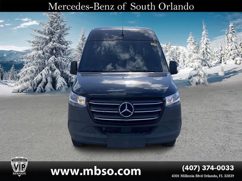 Used 2024 Mercedes-Benz Sprinter 2500 w/ Dashboard Charging Package image 16