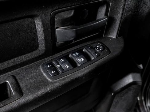 Used 2018 RAM 2500 Tradesman w/ Chrome Appearance Group AWD/4WD image 32