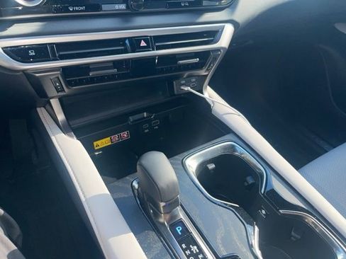 Used 2025 Lexus RX 350 Premium w/ Convenience Package image 15