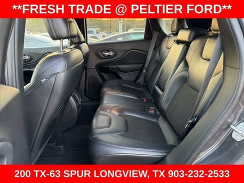 Used 2021 Jeep Cherokee Latitude Plus image 12
