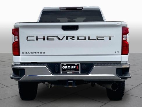 Used 2023 Chevrolet Silverado 2500 LT w/ Convenience Package image 5